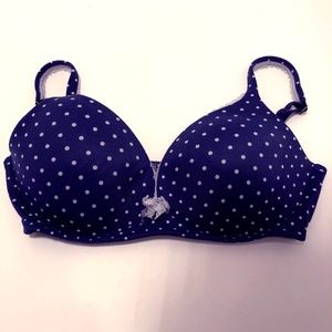 Victoria's Secret Body by Victoria No-Wire Bra 34C